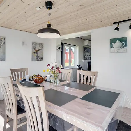 Ludwik - 150m From The Sea By Interhome