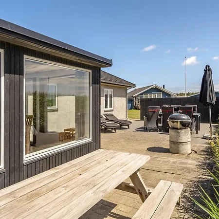 Ludwik - 150m From The Sea By Interhome Feriehus